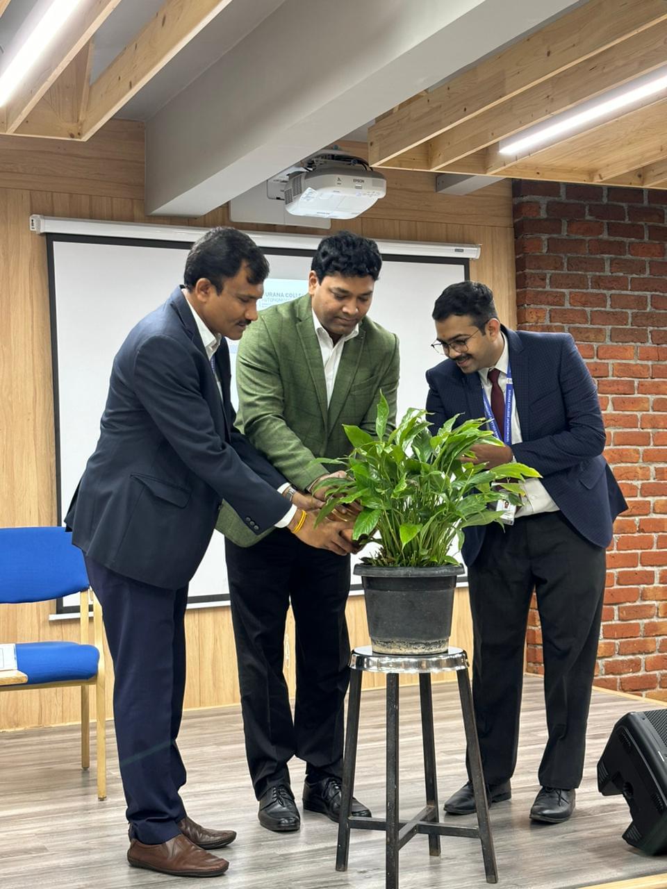 Surana College Bangalore Inauguration of New Batch photo 6